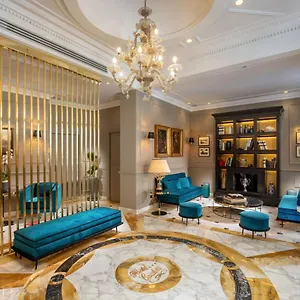 Condotti Boutique Отель