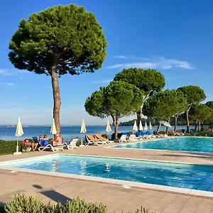 **** Vakantiepark Le Corti Del Italië