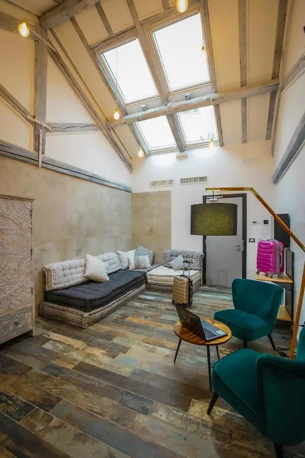 Guest house Rosso Cortese Rome